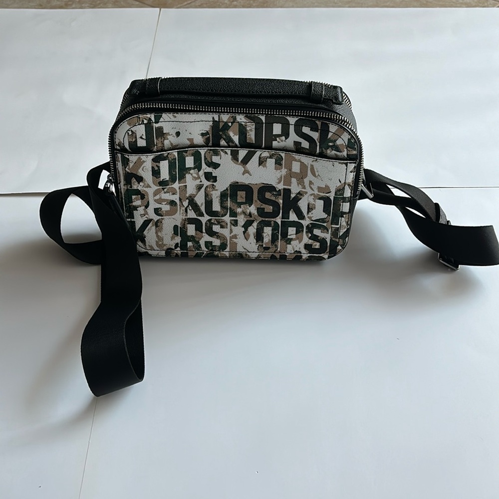 Michael Kors Crossbody Bag